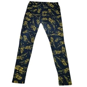 LULAROE Legging good condition color black Whith gold